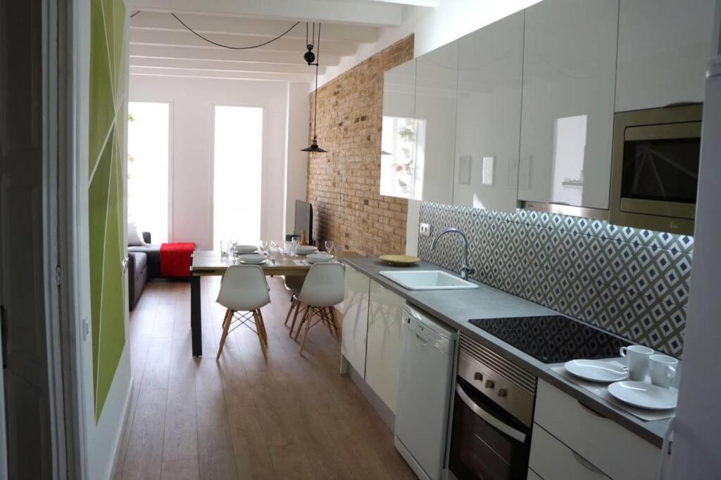 Barcelona Industrial Style Apartment L'Hospitalet de Llobregat Extérieur photo